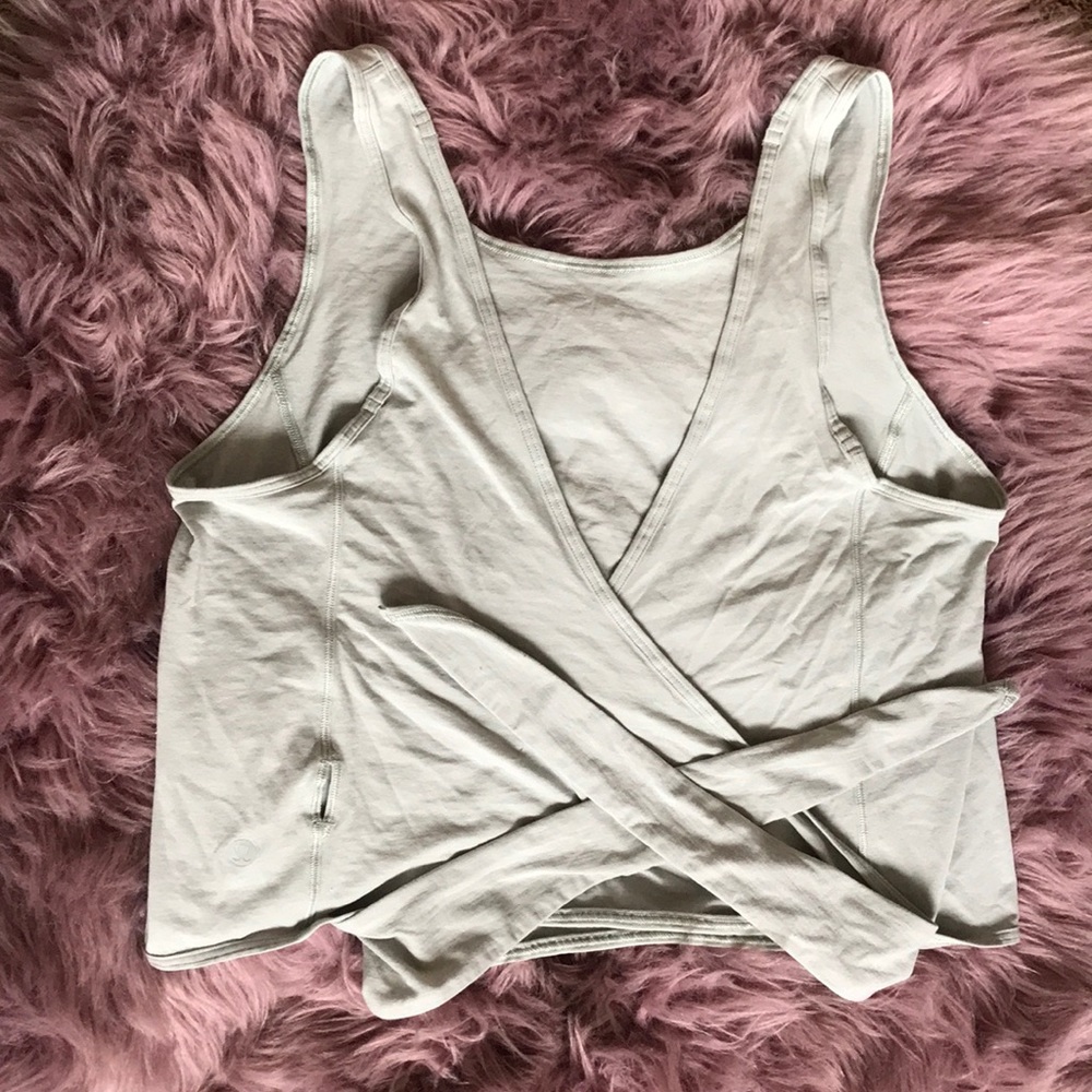 Lululemon It’s a tie talk.